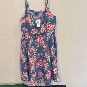 NWT Torrid 0X Floral Blue Dress